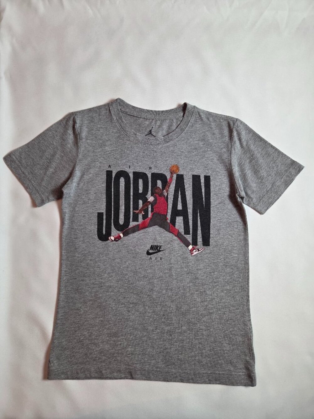 Nike Air Jordan Retro Kids T-Shirt Classic(size M)- Gray